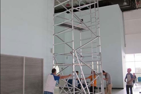 1628856834583569.jpg 垂直爬梯.jpg